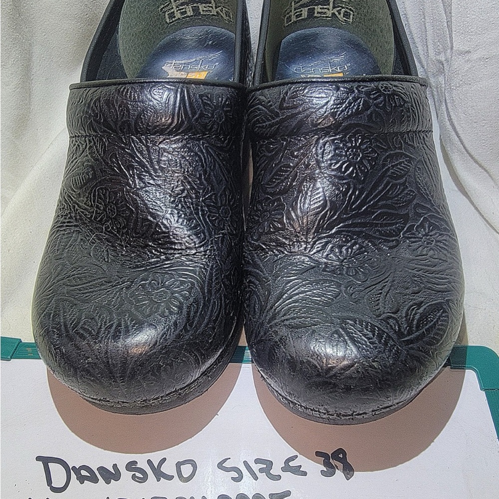 Dansko nursing clogs
